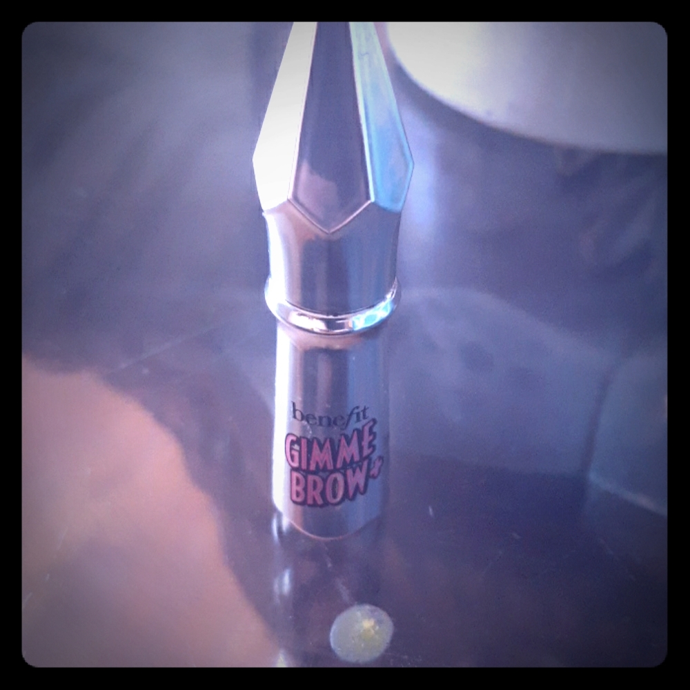 Benefit Gimmie Brow